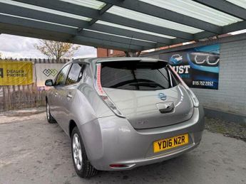 Nissan Leaf 30kWh Acenta Auto 5dr