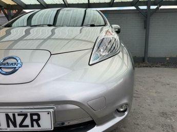 Nissan Leaf 30kWh Acenta Auto 5dr