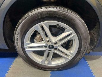 Audi Q5 2.0 Q5 S Line 45 TFSI MHEV Quattro Semi-Auto 4WD 5dr