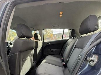 Vauxhall Astra 1.6 16v Active Euro 5 5dr