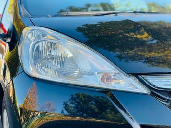 Honda Jazz 1.3h IMA HE Hatchback 5dr Petrol Hybrid CVT Euro 5 (102 ps)