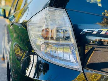 Honda Jazz 1.3h IMA HE Hatchback 5dr Petrol Hybrid CVT Euro 5 (102 ps)