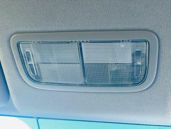 Honda Jazz 1.3h IMA HE Hatchback 5dr Petrol Hybrid CVT Euro 5 (102 ps)