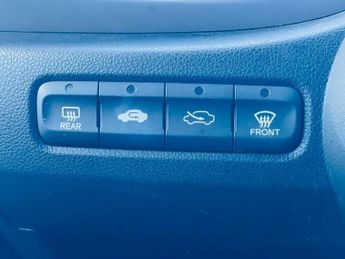 Honda Jazz 1.3h IMA HE Hatchback 5dr Petrol Hybrid CVT Euro 5 (102 ps)