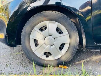 Honda Jazz 1.3h IMA HE Hatchback 5dr Petrol Hybrid CVT Euro 5 (102 ps)