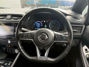 Nissan Leaf 40kWh Tekna Auto 5dr