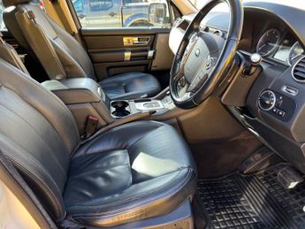 Land Rover Discovery SDV6 HSE