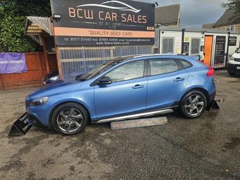 Volvo V40 D3 CROSS COUNTRY SE NAV