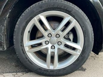 Audi Q3 2.0 TDI S line S Tronic quattro Euro 5 (s/s) 5dr