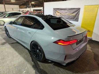 BMW 5 SERIES 3.0 550e 22.1kWh M Sport Pro Steptronic xDrive Euro 6 (s/s) 4dr