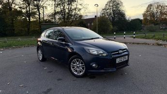 Ford Focus 1.6 Titanium Hatchback 5dr Petrol Powershift Euro 5 (125 ps)