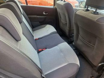 Renault Modus 1.6 VVT Dynamique 5dr