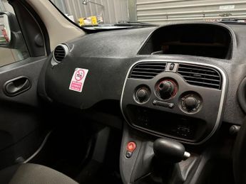 Renault Kangoo ZE 33kWh Business Panel Van 5dr Electric Auto MWB (i) (60 ps)