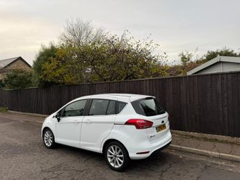 Ford B-Max TITANIUM