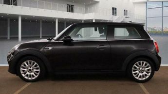 MINI Hatch 1.5 Cooper Auto Euro 6 (s/s) 3dr