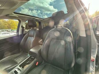 Land Rover Discovery Sport 2.0 TD4 HSE Black Auto 4WD Euro 6 (s/s) 5dr