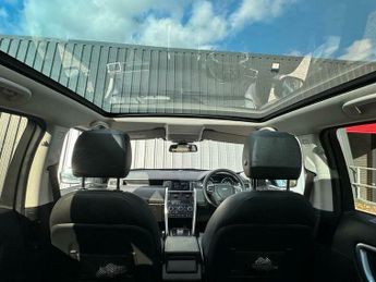 Land Rover Discovery Sport 2.0 TD4 HSE Black Auto 4WD Euro 6 (s/s) 5dr