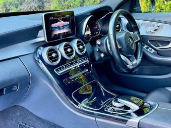 Mercedes-Benz C Class 2.1 C220 BlueTEC AMG Line (Premium) G-Tronic+ Euro 6 (s/s) 4dr