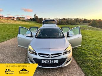 Vauxhall Astra 1.6 16v SRi Hatchback 5dr Petrol Manual Euro 5 (115 ps)