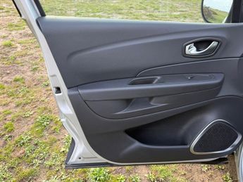 Renault Captur 1.2 TCe ENERGY Dynamique S Nav EDC Euro 6 (s/s) 5dr