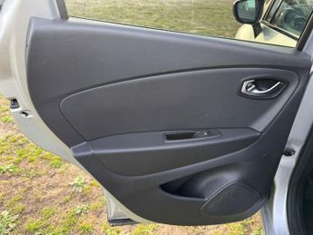 Renault Captur 1.2 TCe ENERGY Dynamique S Nav EDC Euro 6 (s/s) 5dr