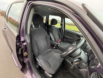 Chrysler PT Cruiser CLASSIC