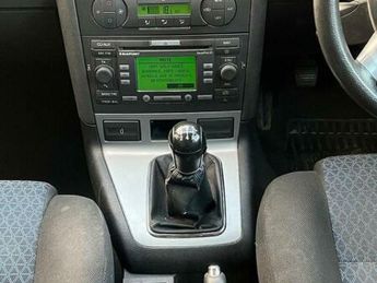 Ford Mondeo 1.8i Zetec 5dr