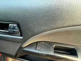 Ford Mondeo 1.8i Zetec 5dr