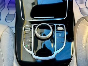 Mercedes E Class E 220 D PREMIUM