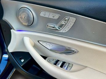 Mercedes E Class E 220 D PREMIUM