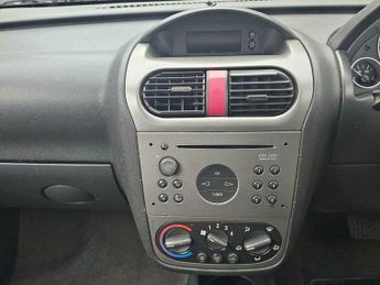 Vauxhall Corsa 1.4i 16v Design 3dr (a/c)