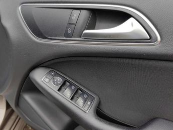 Mercedes-Benz B Class 1.8 B180 CDI SE MPV 5dr Diesel 7G-DCT Euro 5 (s/s) (109 ps)