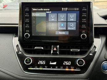 Toyota Corolla ICON TECH