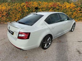 Skoda Octavia 2.0 TSI vRS DSG Euro 6 (s/s) 5dr