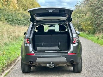 Land Rover Discovery Sport 2.0 TD4 SE Tech Auto 4WD Euro 6 (s/s) 5dr