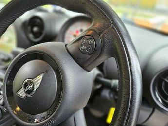 MINI Countryman 2.0 Cooper D Auto ALL4 Euro 5 5dr