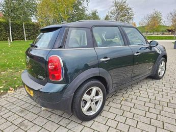 MINI Countryman 2.0 Cooper D Auto ALL4 Euro 5 5dr