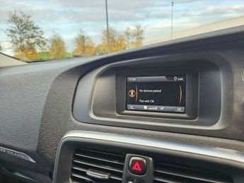 Volvo V40 1.6 D2 Lux Powershift Euro 5 (s/s) 5dr