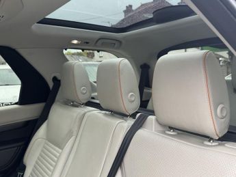 Land Rover Discovery 2.0 SD4 HSE Luxury SUV 5dr Diesel Auto 4WD Euro 6 (s/s) (240 ps)