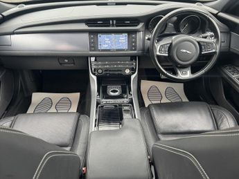 Jaguar XF 2.0d R-Sport Sportbrake 5dr Diesel Auto Euro 6 (s/s) (180 ps)