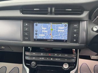 Jaguar XF 2.0d R-Sport Sportbrake 5dr Diesel Auto Euro 6 (s/s) (180 ps)
