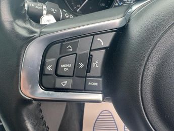 Jaguar XF 2.0d R-Sport Sportbrake 5dr Diesel Auto Euro 6 (s/s) (180 ps)