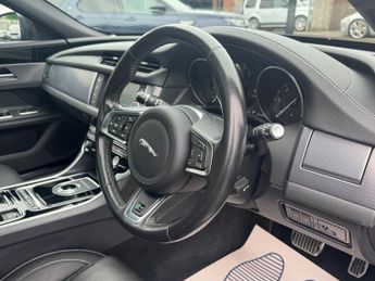Jaguar XF 2.0d R-Sport Sportbrake 5dr Diesel Auto Euro 6 (s/s) (180 ps)