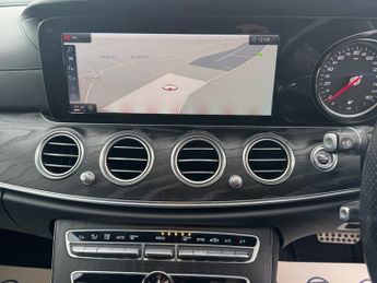 Mercedes-Benz E Class 2.0 E220d AMG Line Estate 5dr Diesel G-Tronic+ Euro 6 (s/s) (194