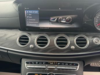 Mercedes-Benz E Class 2.0 E220d AMG Line Estate 5dr Diesel G-Tronic+ Euro 6 (s/s) (194