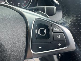 Mercedes-Benz E Class 2.0 E220d AMG Line Estate 5dr Diesel G-Tronic+ Euro 6 (s/s) (194