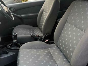 Ford Focus 1.4i 16v CL 3dr