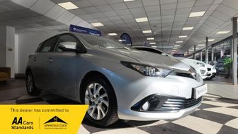 Toyota Auris VVT-I ICON MANUAL 66 PLATE 99000 MILES FSH