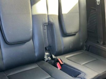 Land Rover Discovery Sport 2.0 TD4 SE Tech Auto 4WD Euro 6 (s/s) 5dr