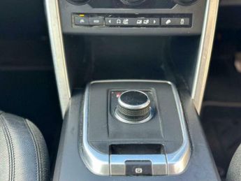 Land Rover Discovery Sport 2.0 TD4 SE Tech Auto 4WD Euro 6 (s/s) 5dr